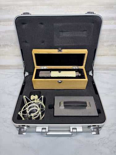 Golden Age Premier GA-251 Tube Condenser Microphone