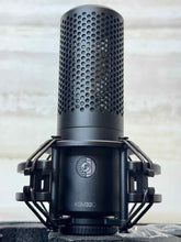 Shure KSM32C Condenser Microphone