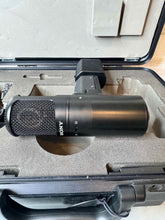 Sony C-800G Tube Condenser Microphone